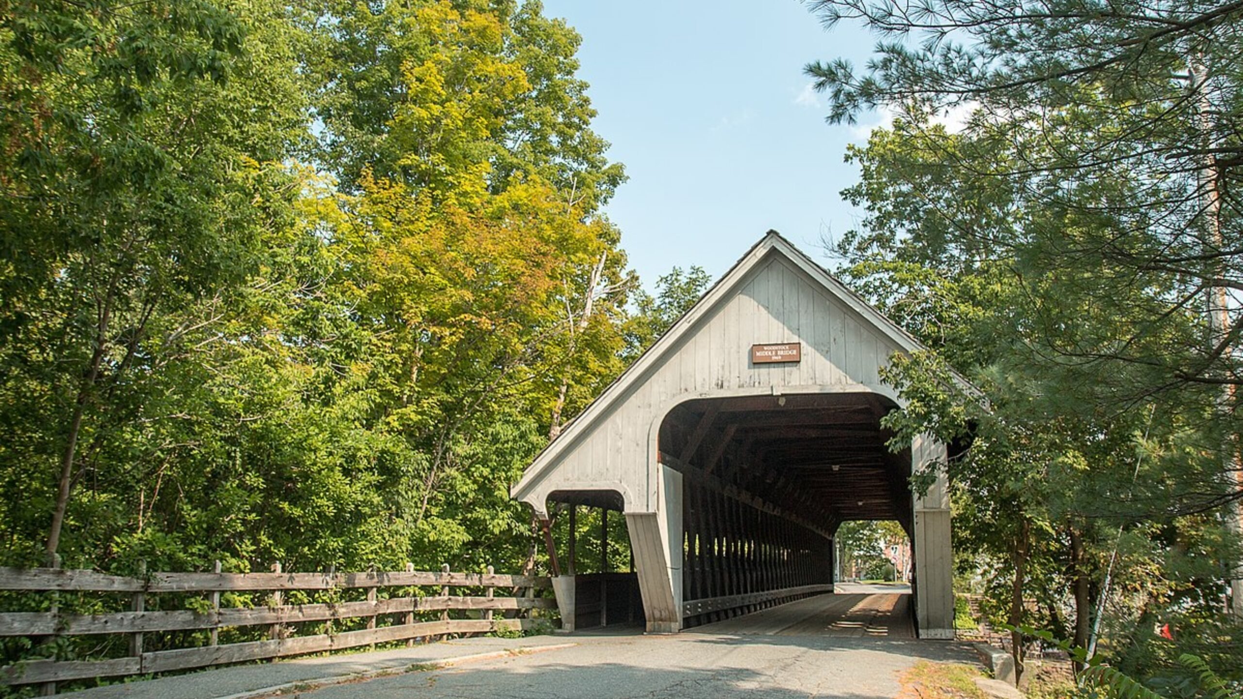 Woodstock VT Town Image