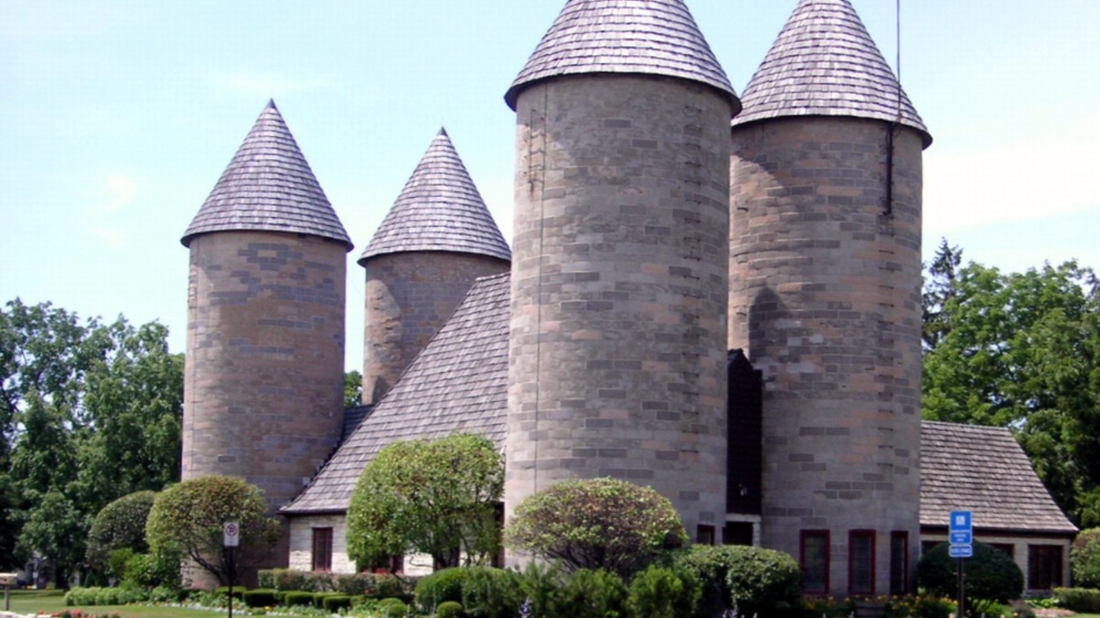 Inverness IL Town Image