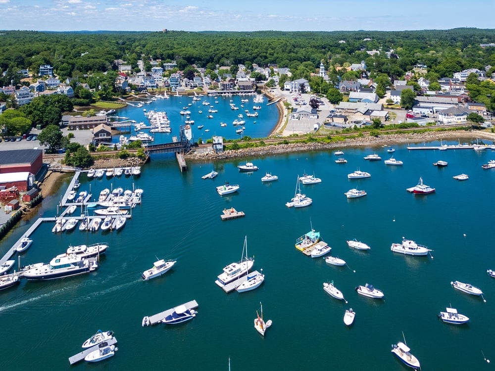 Tracing the Shoreline Across 25 Secluded Coastal Towns in Eastern Massachusetts