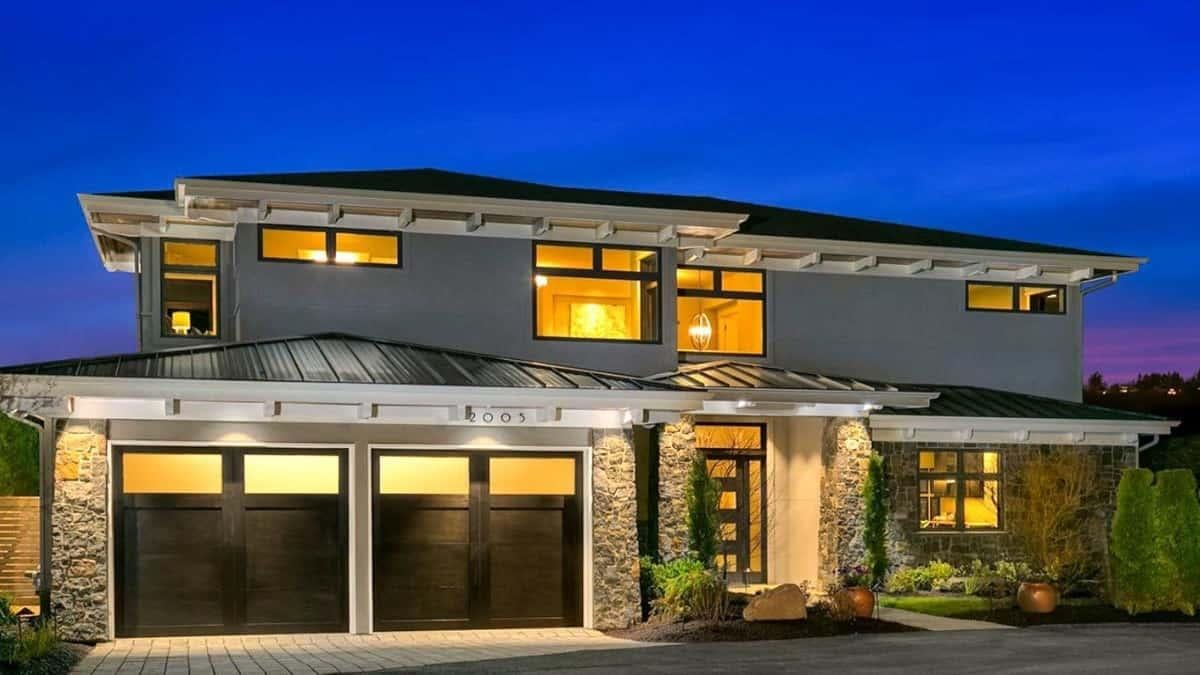 Sleek Two-Story Facade with Striking Stone Accents