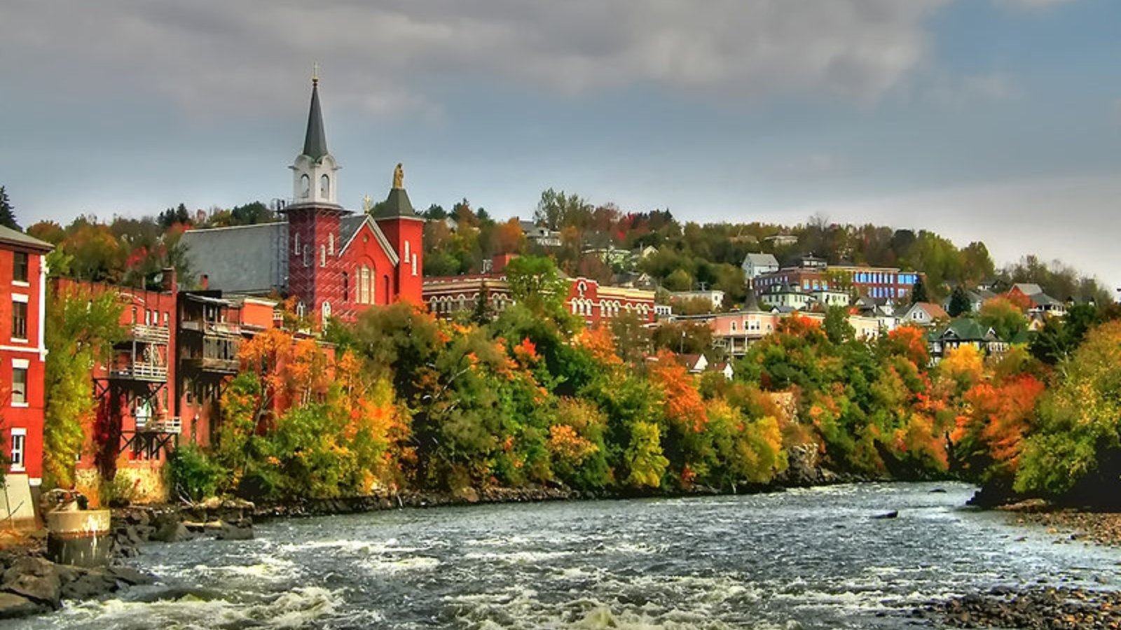 Berlin NH Town Image