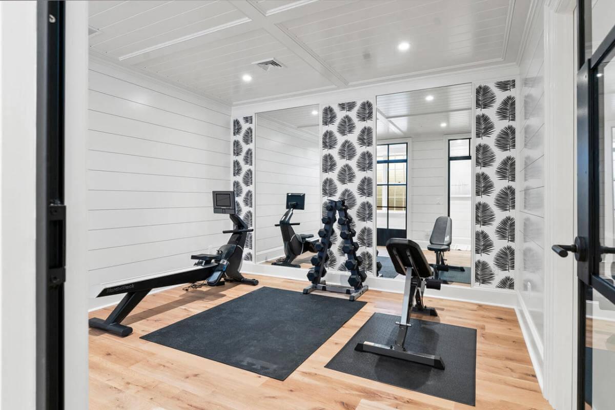 Check Out This Home Gym with Vibrant Accent Walls