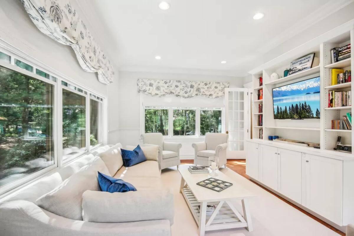 Discover This Sunroom