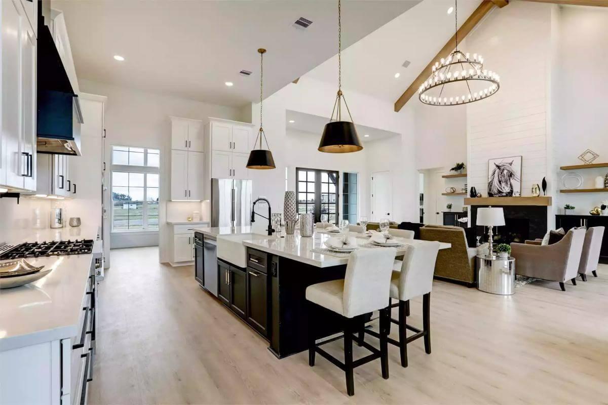 Discover the Grand Island in This Open Kitchen Living Space