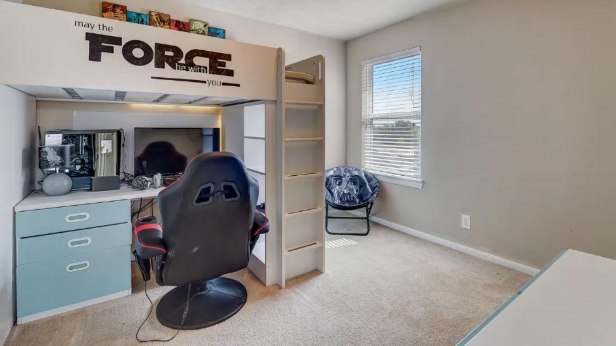 Compact Gamer