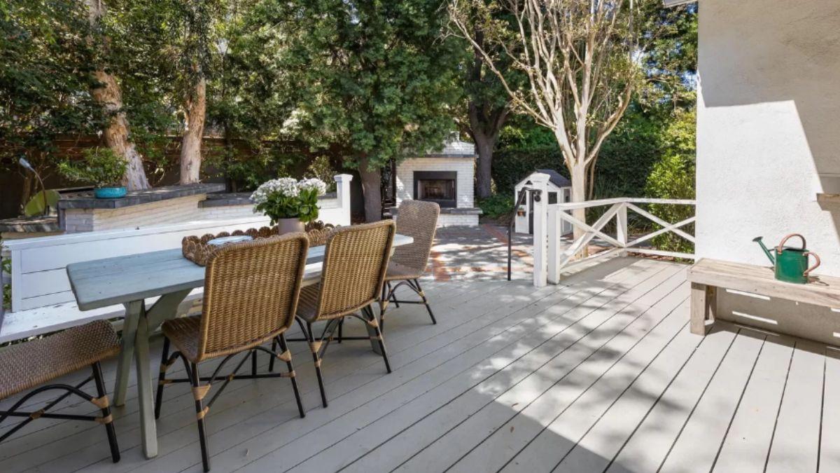 Garden Deck Dining with a View of the Fireplace Retreat