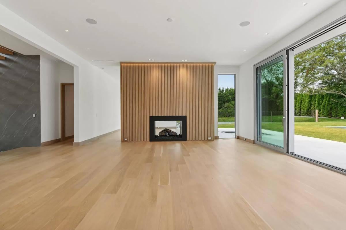 Floor-to-Ceiling Sliding Doors: Bringing the Outdoors In