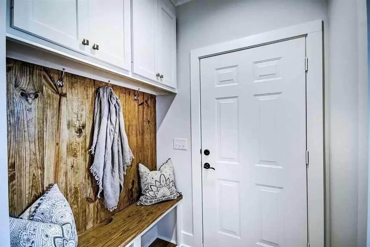 Craftsman-Style Mudroom with Reclaimed Wood Accent
