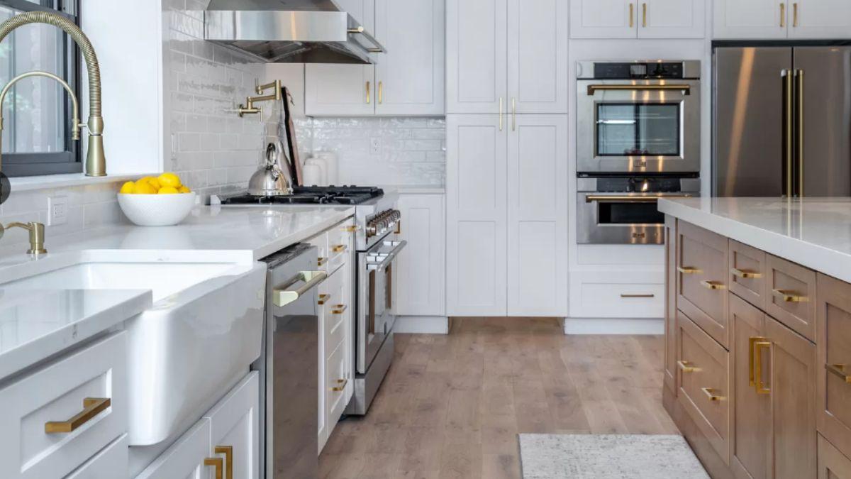 Wow, Notice the Farmhouse Sink and Brass Accents in This Bright Kitchen