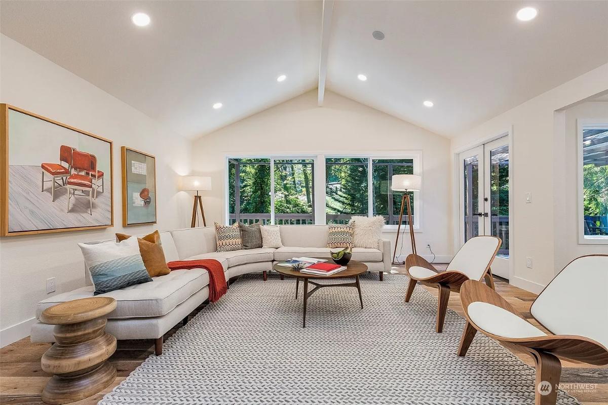 Mid-Century Modern Living with a Crisp White Palette