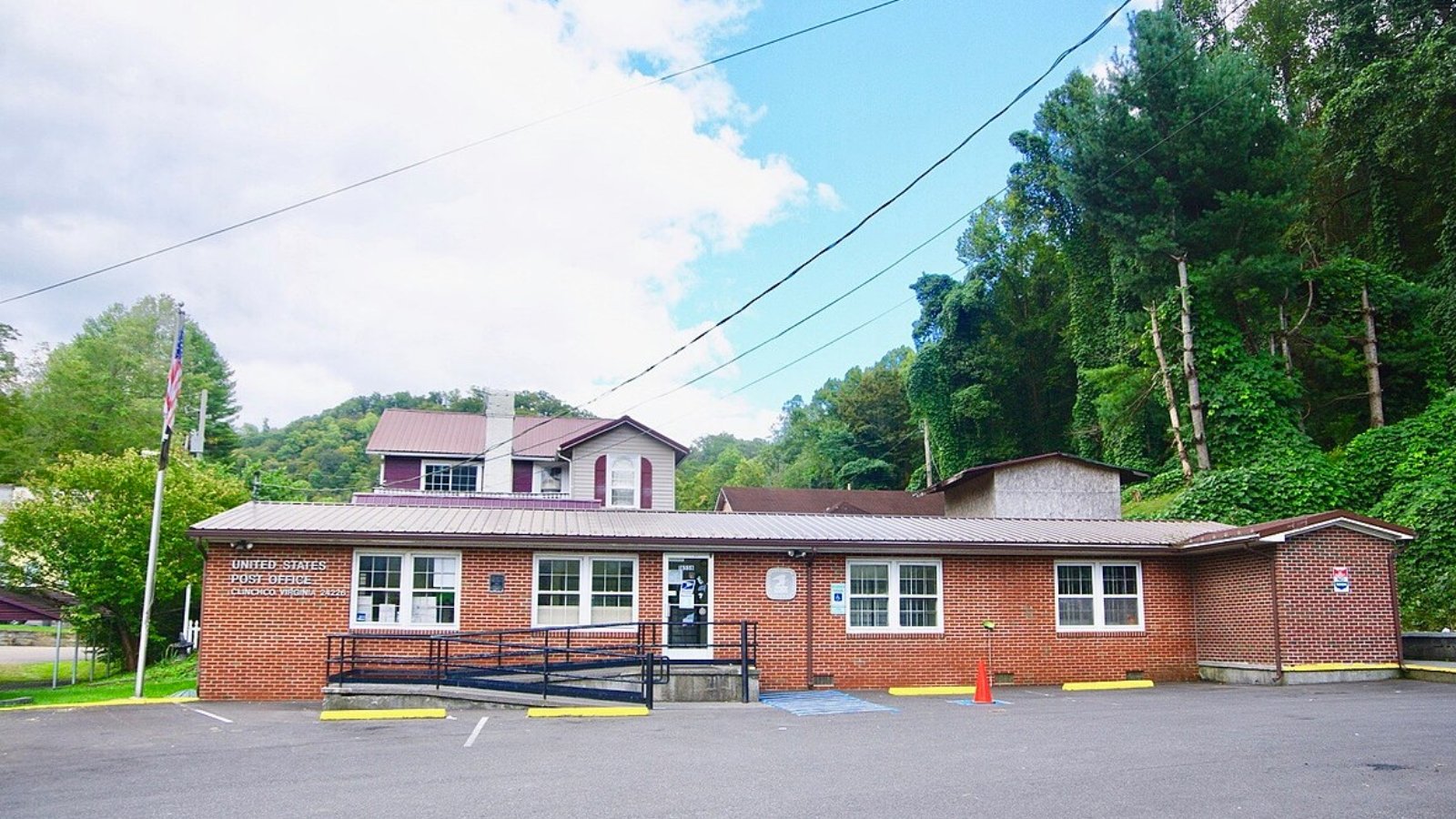Clinchco VA Town Image