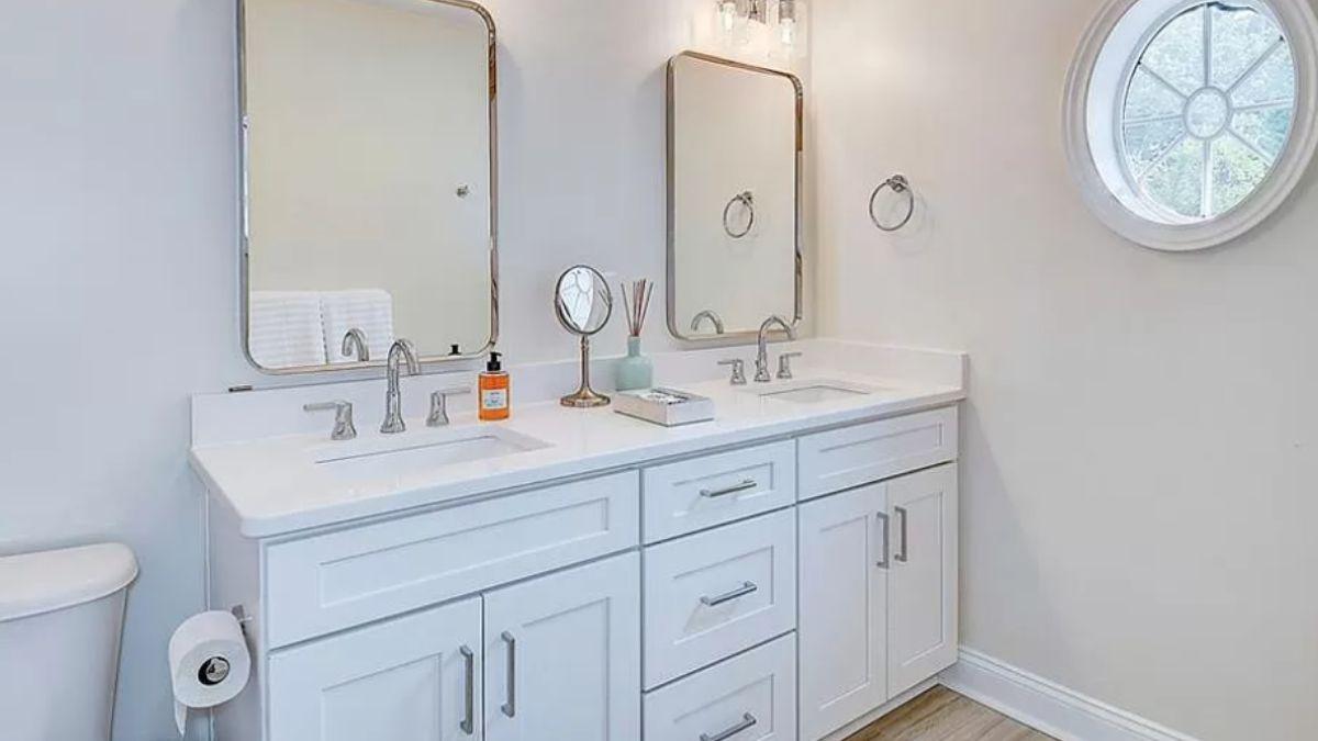 Spot the Round Window in This Bright Bathroom