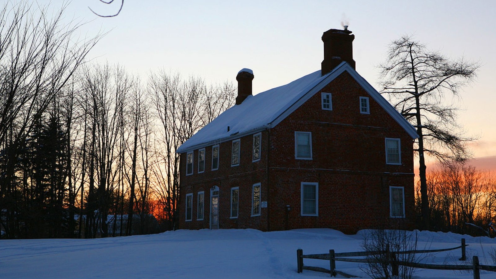 Greenland NH Town Image