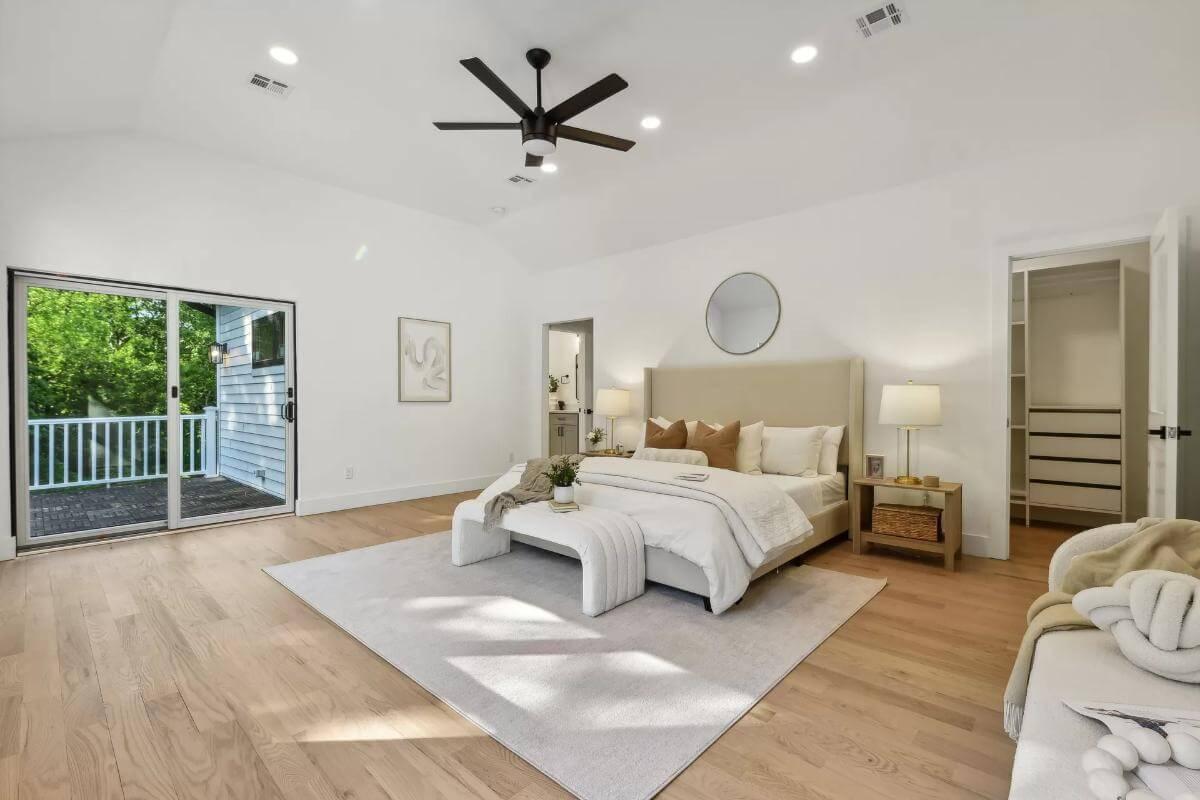 Explore This Spacious Bedroom with a Balcony and Walk-in Closet