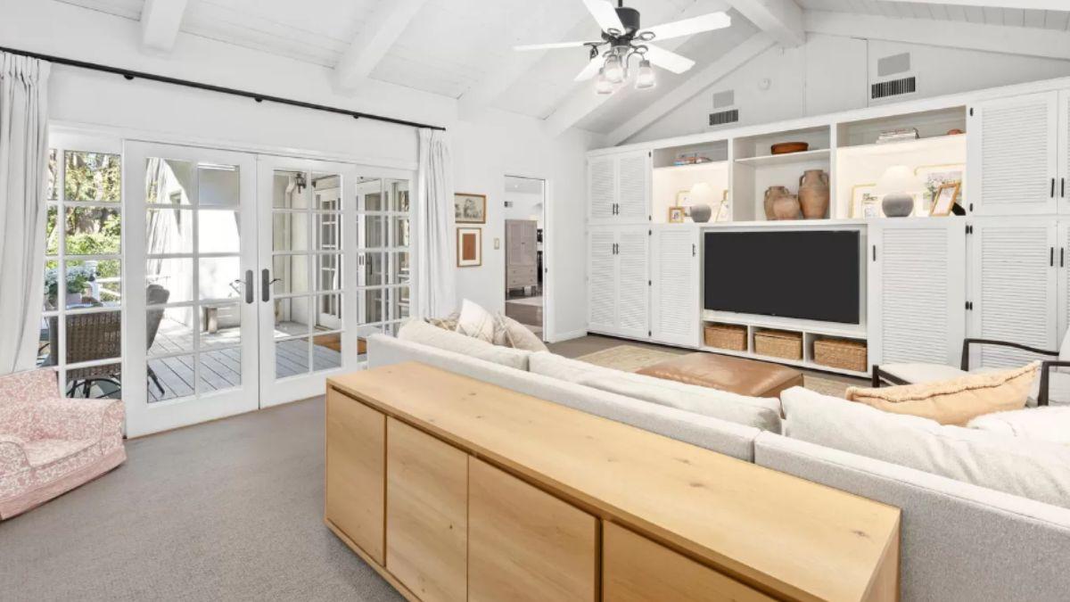 Light-Filled Living Room with Built-In Entertainment Center