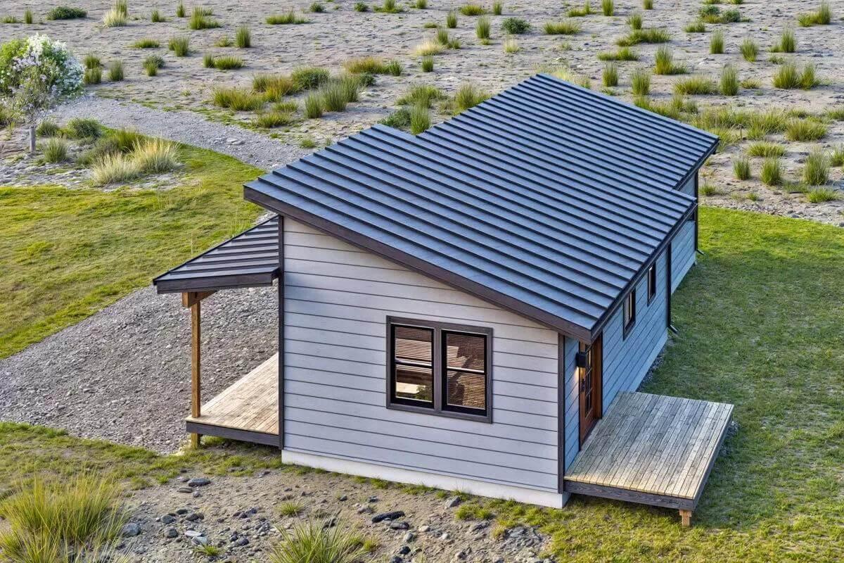 Minimalist Charm in a Compact Cottage with Sleek Lines