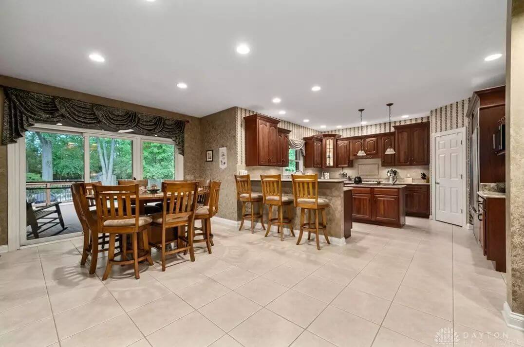 Dining Area and Kitchen