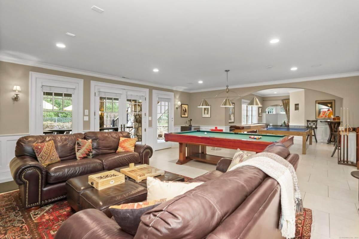 Game On: A Craftsman Retreat with Pool Table and Plush Leather Sofas