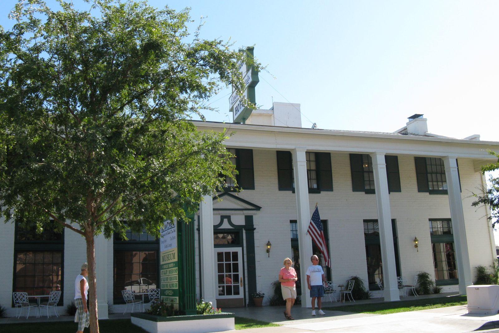 Boulder City Town Image