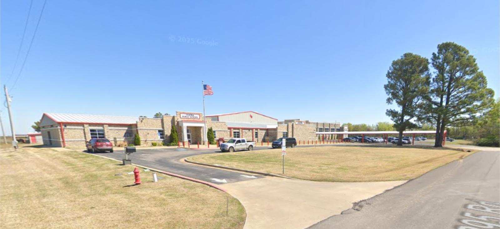 Cleora Town Image
