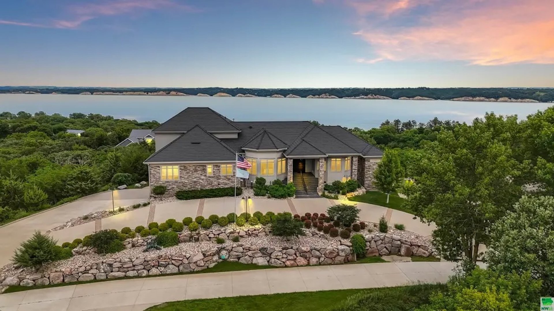 5 of the Most Expensive Houses Currently on the Market in South Dakota (July 2025)
