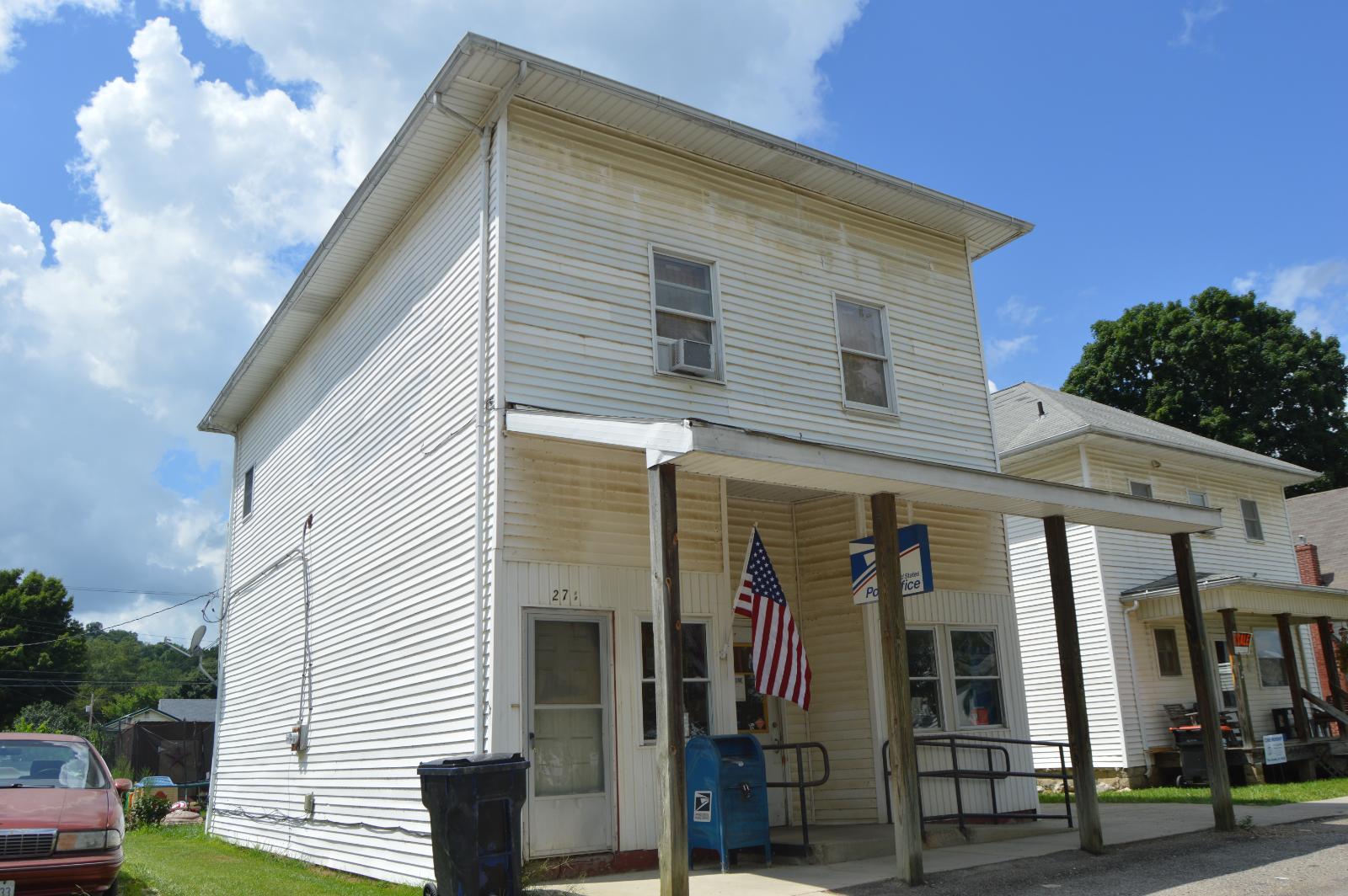 Saint Louisville Town Image