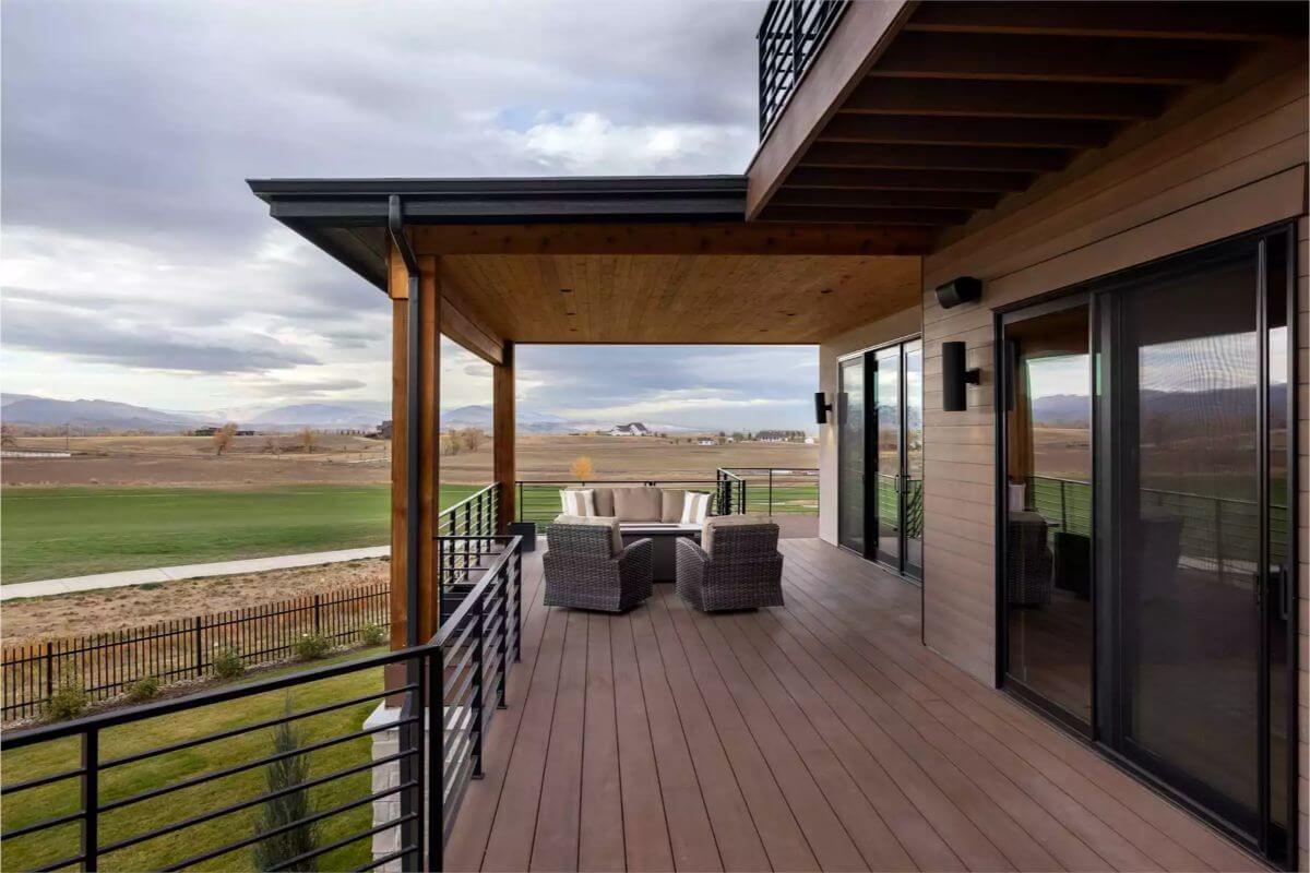 Deck