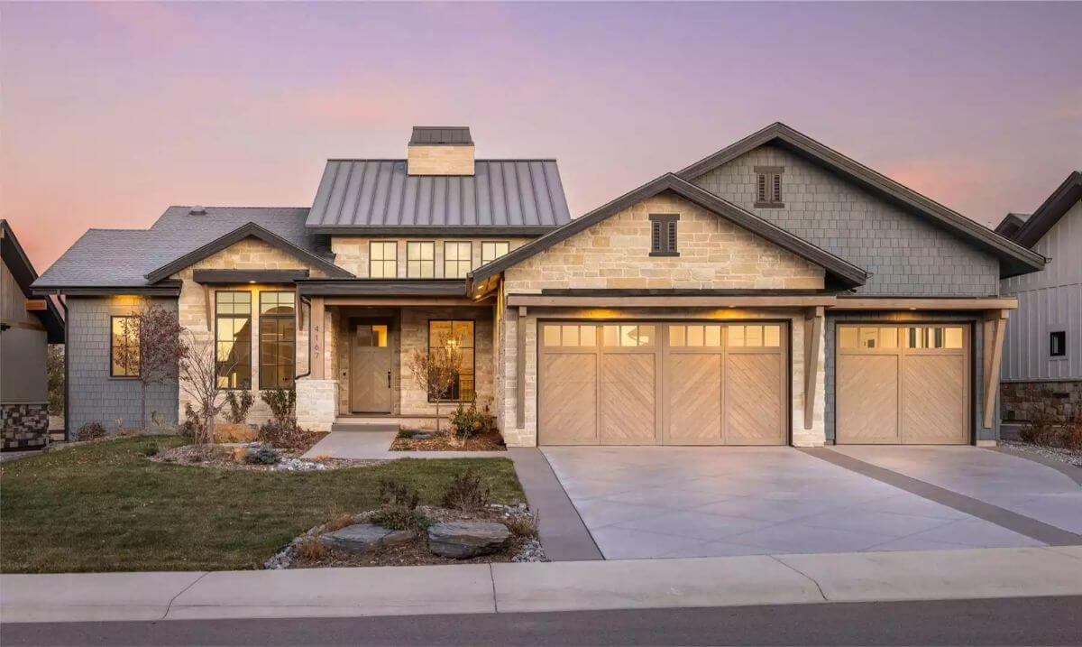 Prairie View 2-Bedroom Contemporary Craftsman with Wet Bar and 3-Car Garage (Floor Plan)