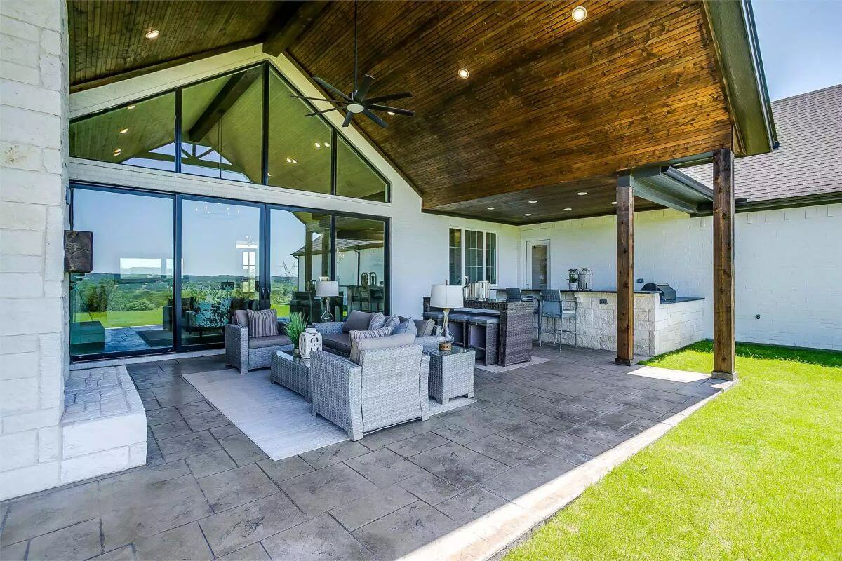 Outdoor Living Space
