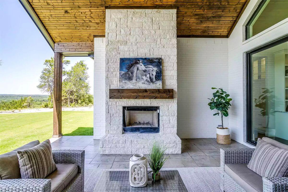 Outdoor Living Space