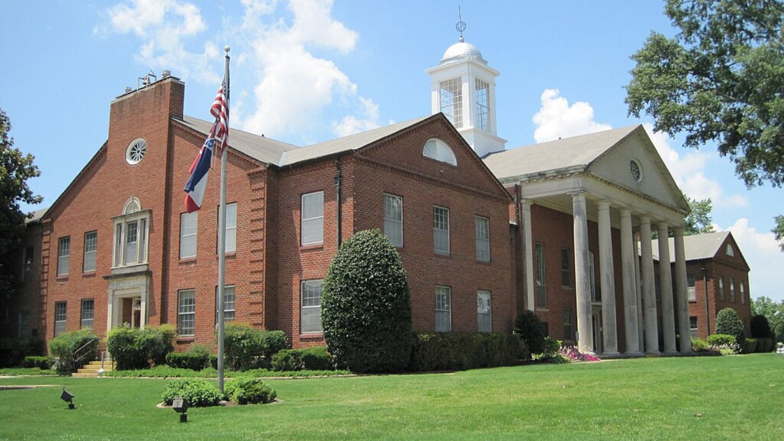 Hernando Town Image