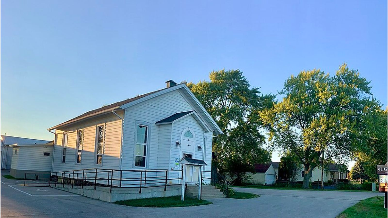 Sugar Creek Town Image