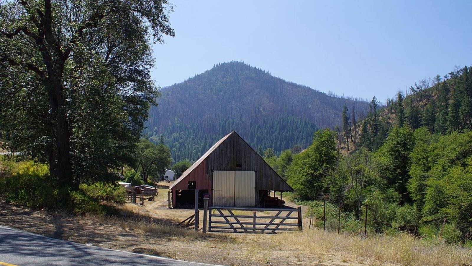 Hayfork Town Image