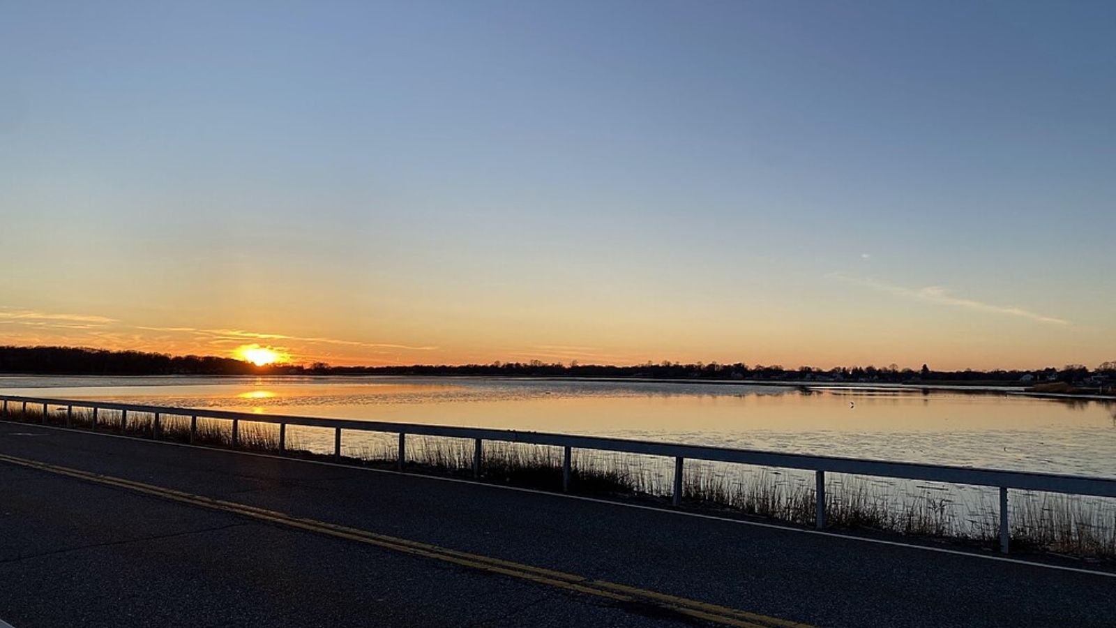 Old Saybrook Town Image