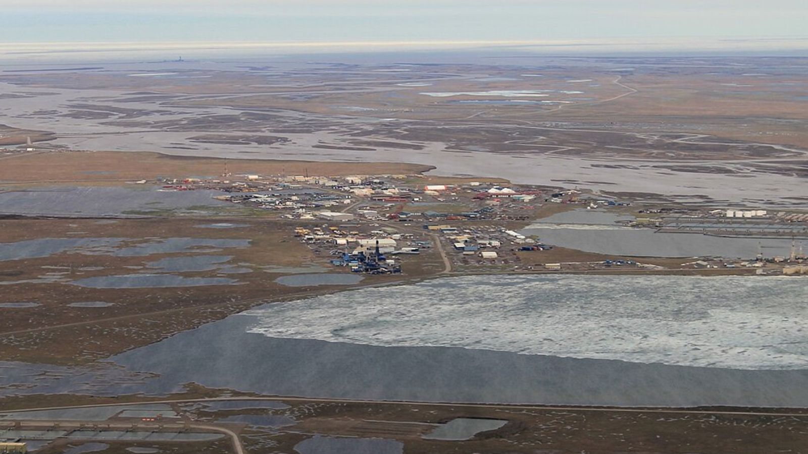 Prudhoe Bay Town Image