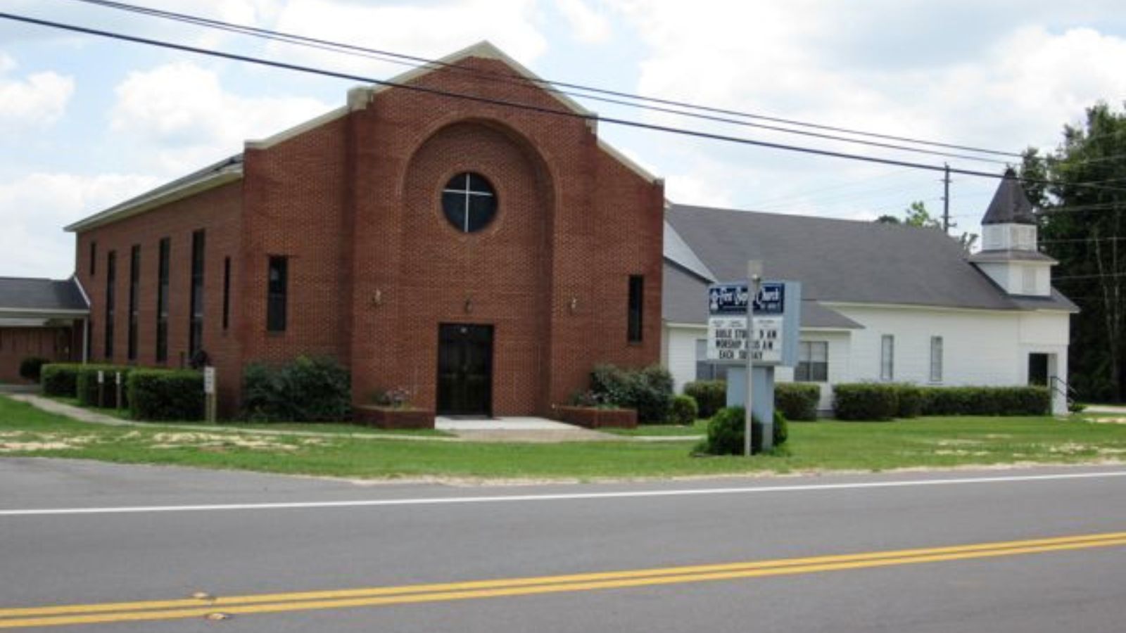 Holt Town Image