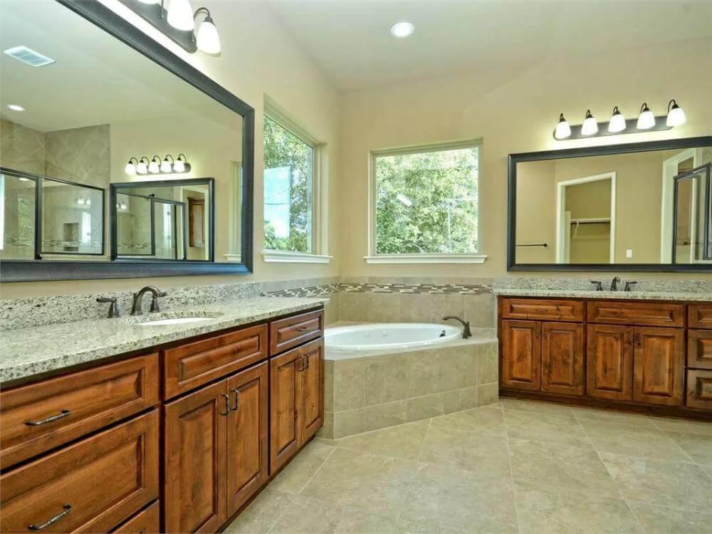 Double Vanity Bathroom with Luxurious Soaking Tub