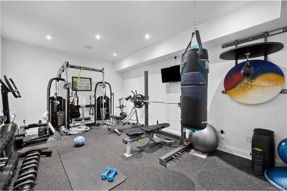 Unleash Your Inner Athlete in This Fully-Equipped Home Gym