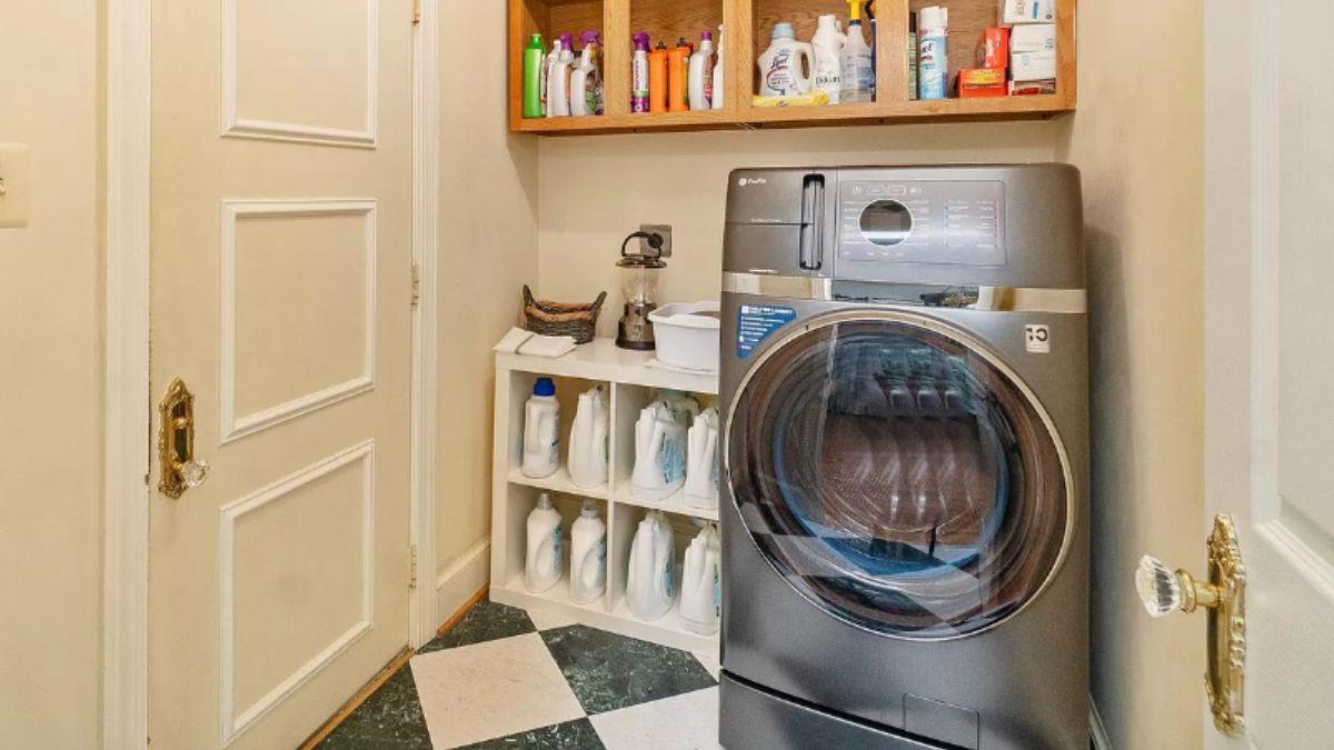 Efficient Laundry Room with Smart Storage Solutions