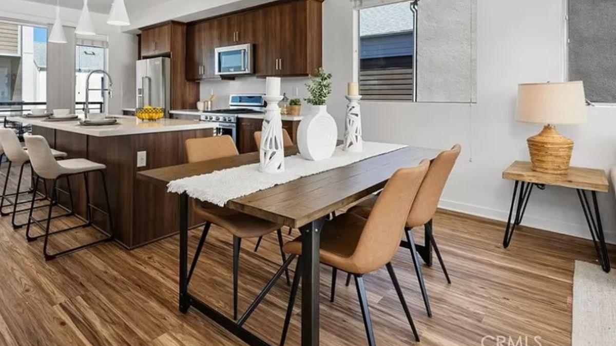 Sleek Kitchen-Diner Combo with Eye-Catching Modern Bistro Stools