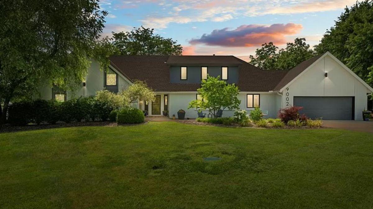 Welcome to This Classic Contemporary Home with a Rich Palette