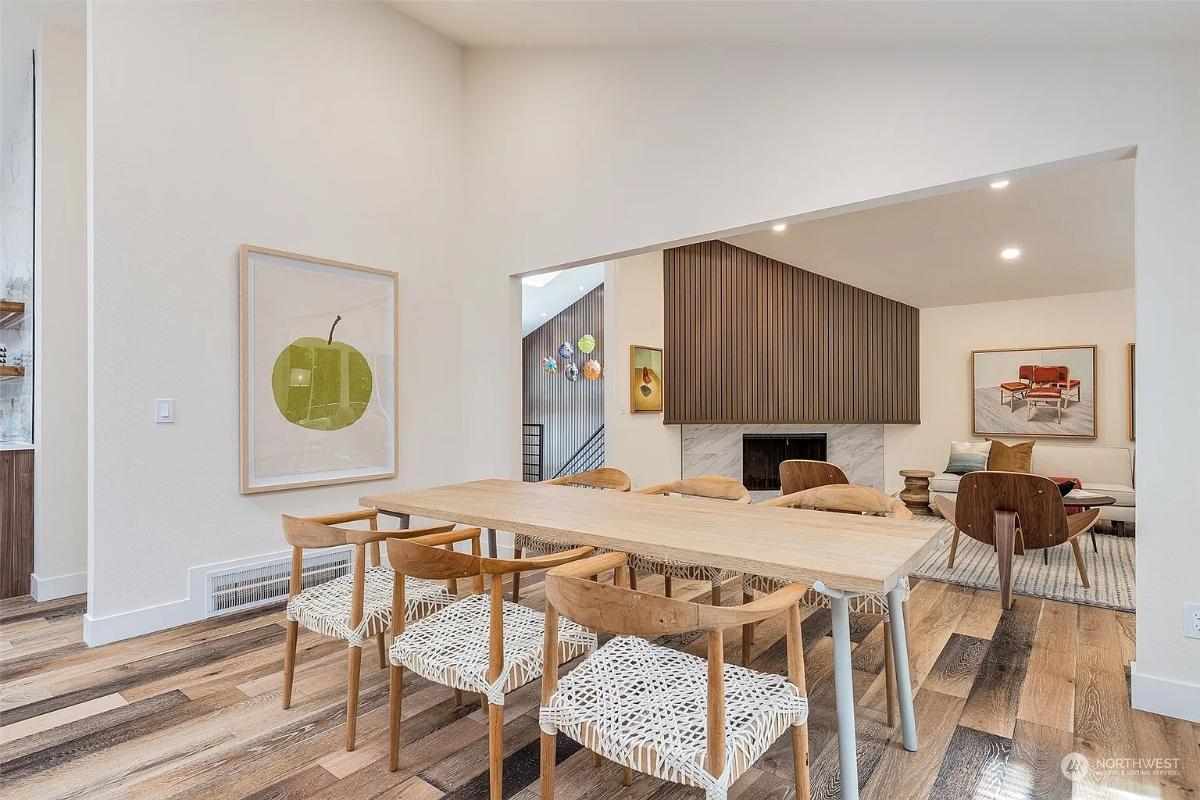 Natural Tones and Sleek Lines Define This Dining Area