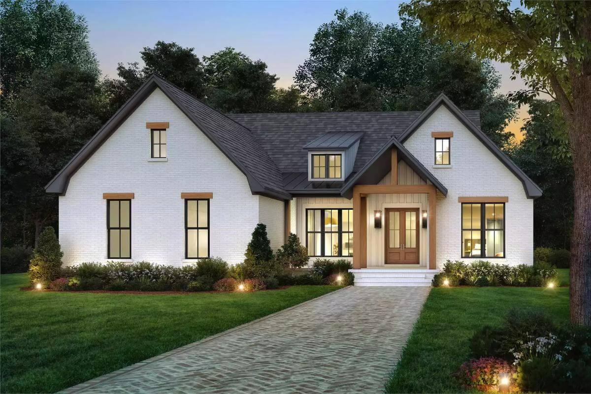 Wow, Look at the Symmetry of This Craftsman Facade