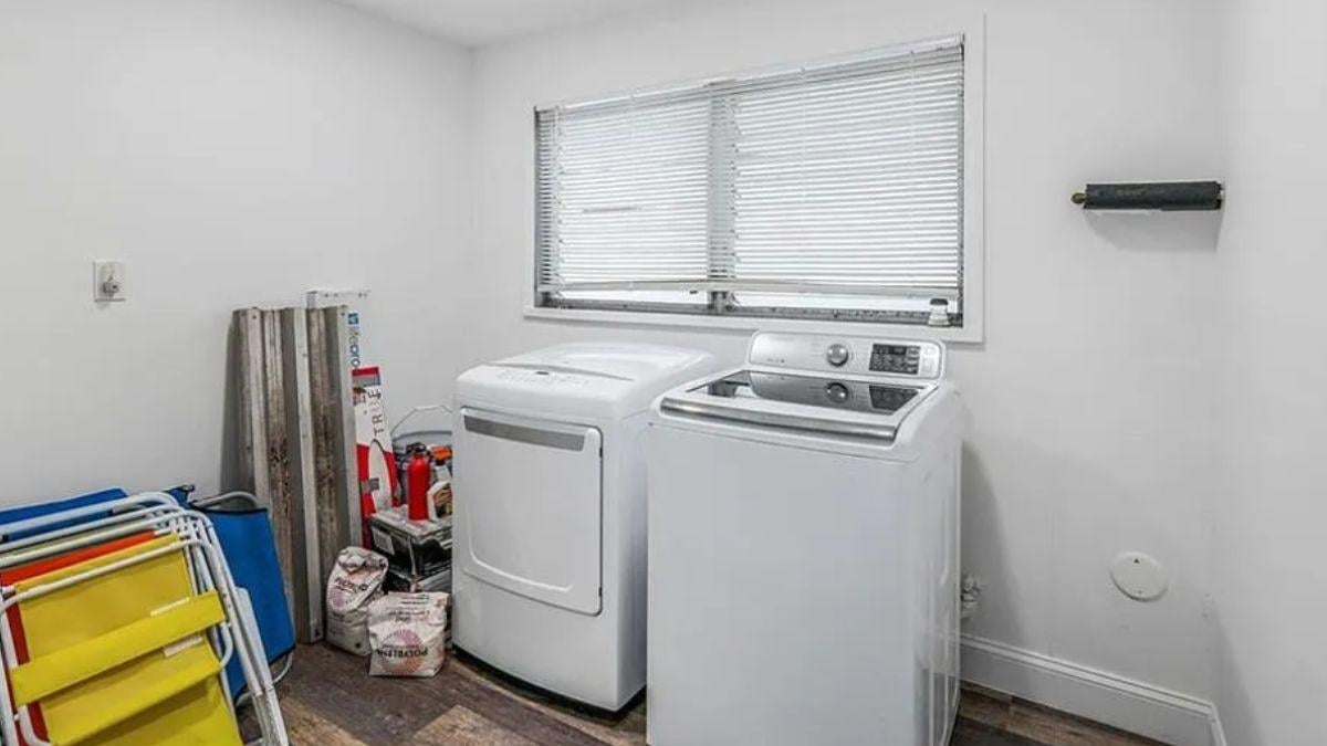 Peek into This Compact Laundry Room with Efficient Design
