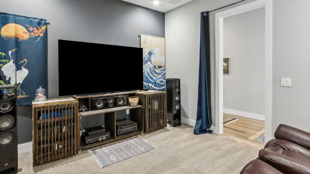A Cozy Media Room with a Hint of Modernity