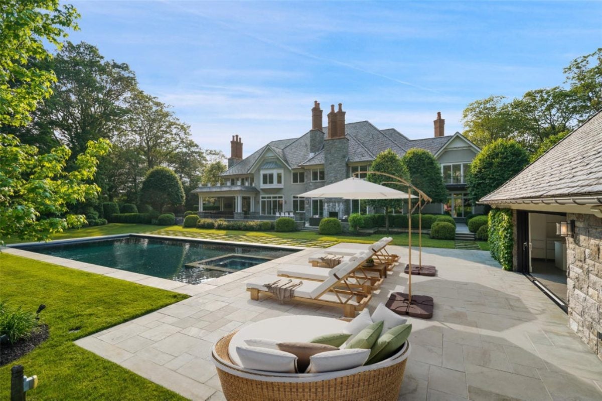 13,986 Sq. Ft. Mansion in Armonk, NY ($6,950,000)