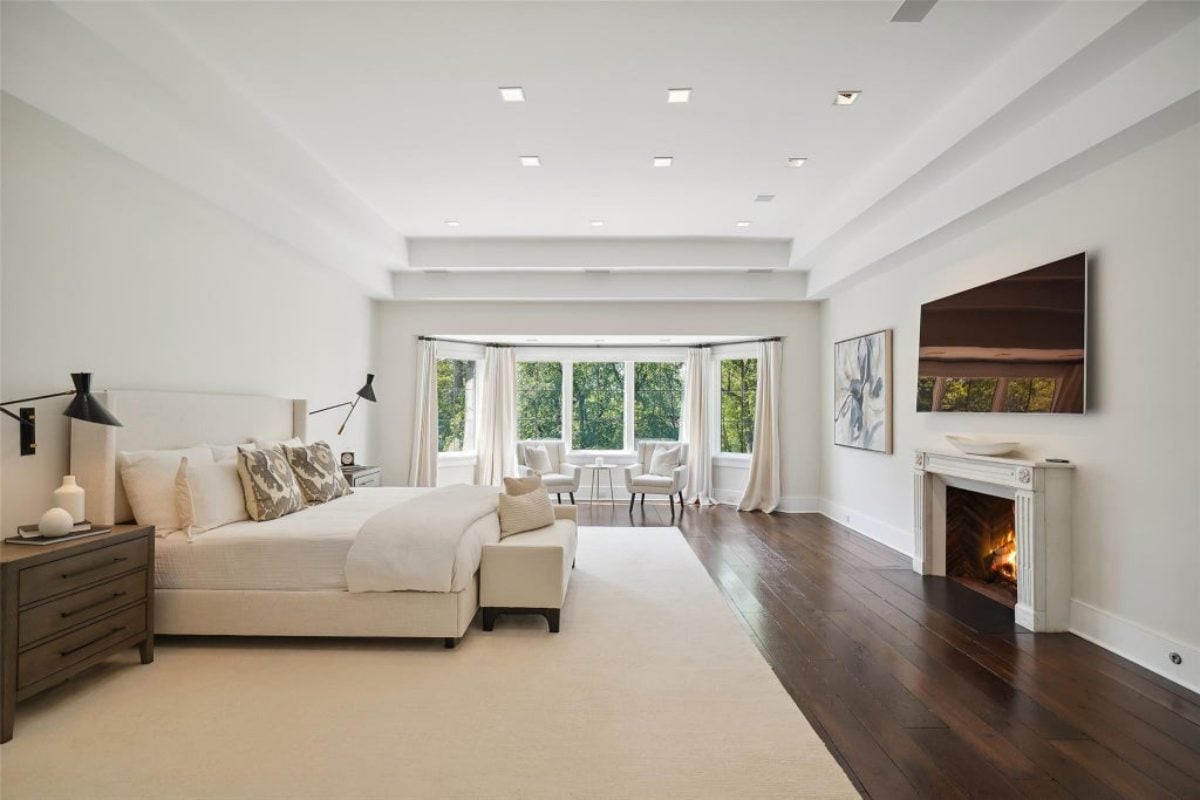 13,986 Sq. Ft. Mansion in Armonk, NY ($6,950,000)