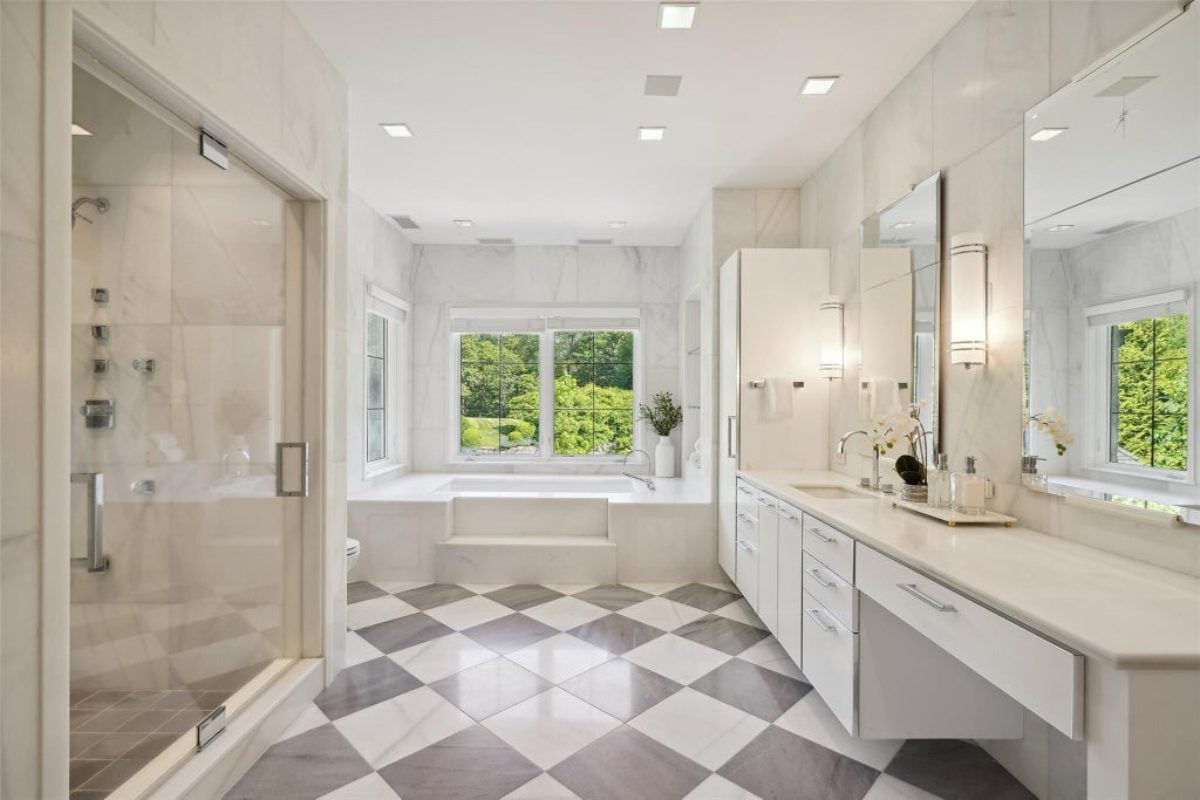 13,986 Sq. Ft. Mansion in Armonk, NY ($6,950,000)