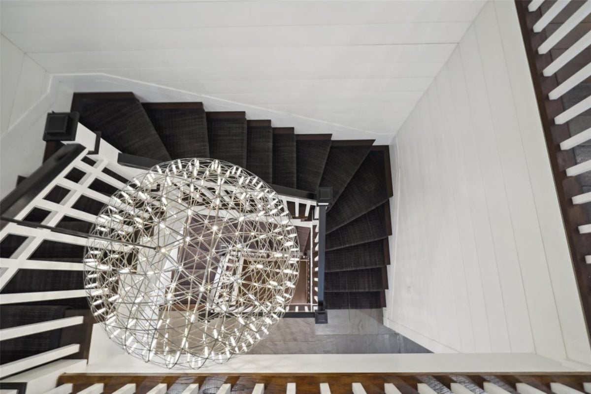 13,986 Sq. Ft. Mansion in Armonk, NY ($6,950,000)