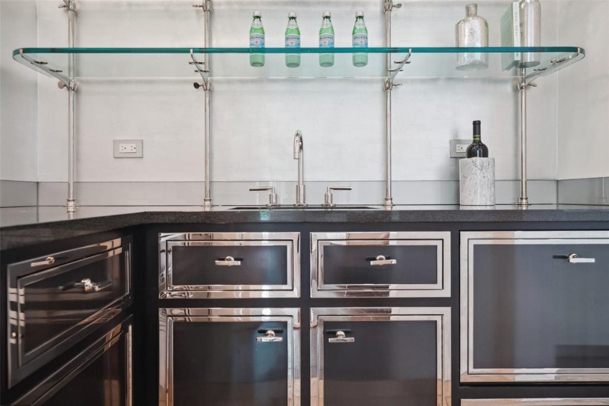 13,986 Sq. Ft. Mansion in Armonk, NY ($6,950,000)